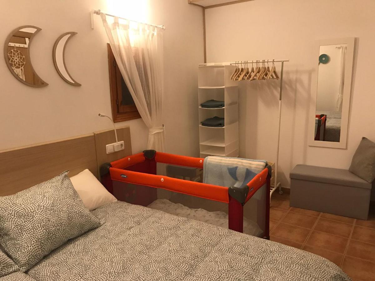 Apartamentos Erlueta Calatayud Eksteriør billede