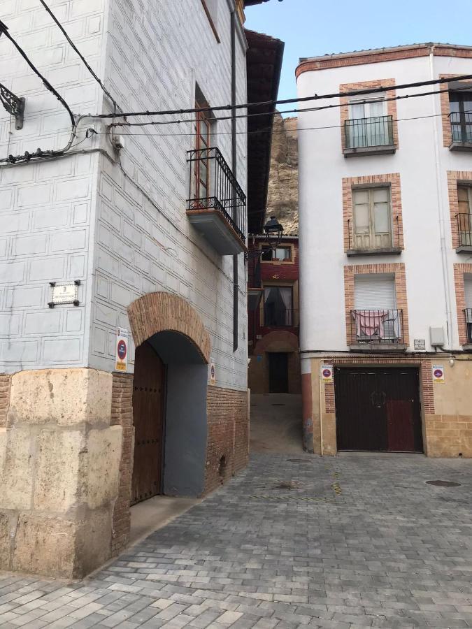Apartamentos Erlueta Calatayud Eksteriør billede