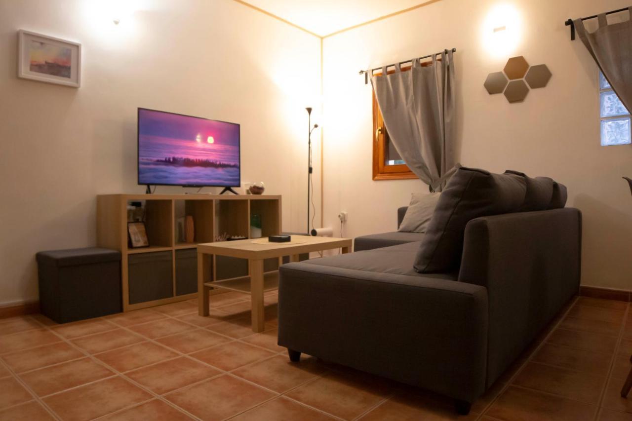Apartamentos Erlueta Calatayud Eksteriør billede
